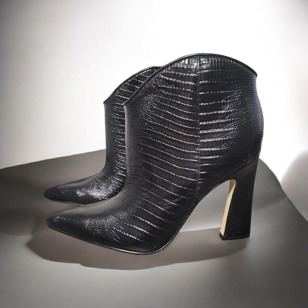 Marc Fisher LTD Masina Black Leather Ankle Boot Women's Size 9